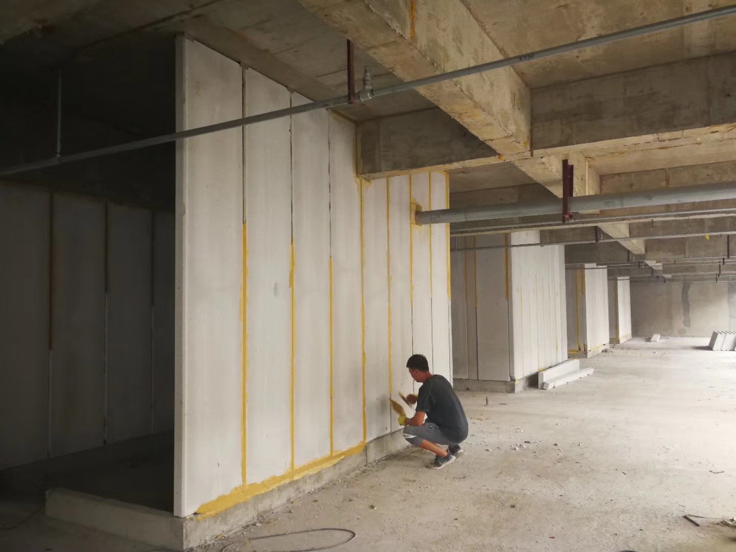 吴桥无机发泡轻骨料混凝土隔墙板施工技术性能研究
